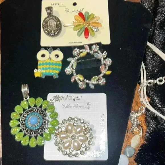 COPY - 🆕 Jewelry Mystery Bundle - Picture 9 of 16